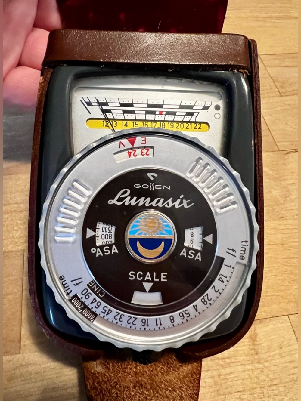 Lunasix Vintage Light Meter - Brown/Silver